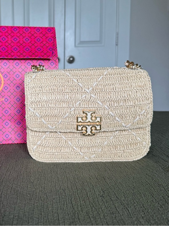 Tory Burch Handbags - Tory Burch Cream Woven Shoulder Bag with Gold Accents